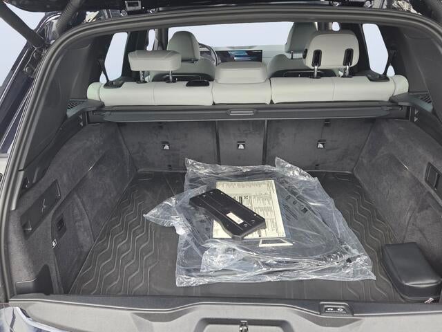 2026 BMW X5 xDrive50e xDrive50e