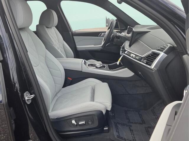 2026 BMW X5 xDrive50e xDrive50e