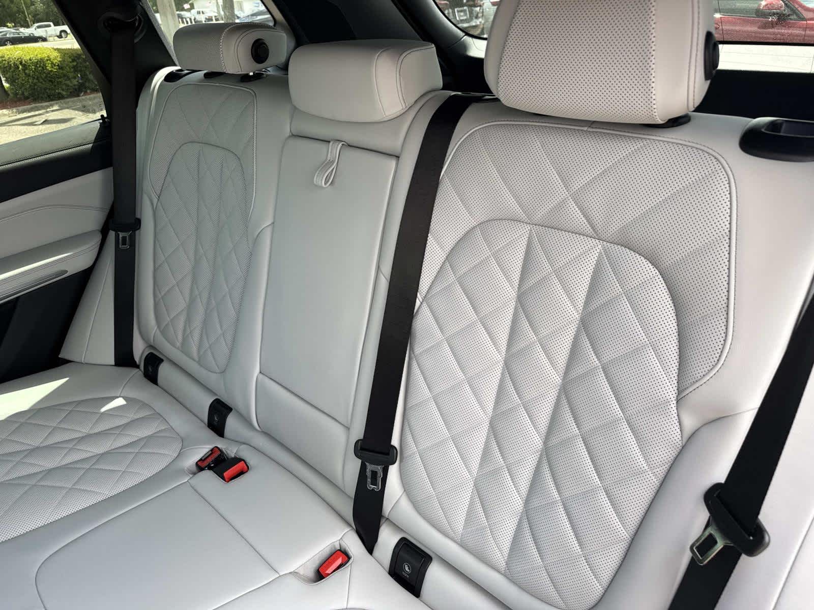 2026 BMW X5 xDrive50e xDrive50e