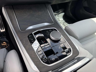 2026 BMW X5 xDrive50e xDrive50e