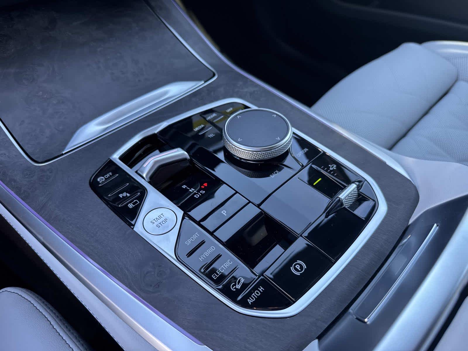 2026 BMW X5 xDrive50e xDrive50e