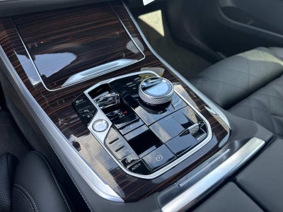 2026 BMW X5 xDrive50e xDrive50e