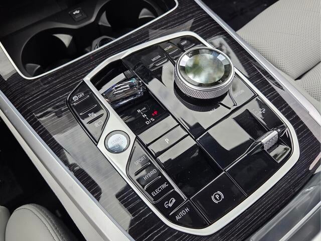 2026 BMW X5 xDrive50e xDrive50e