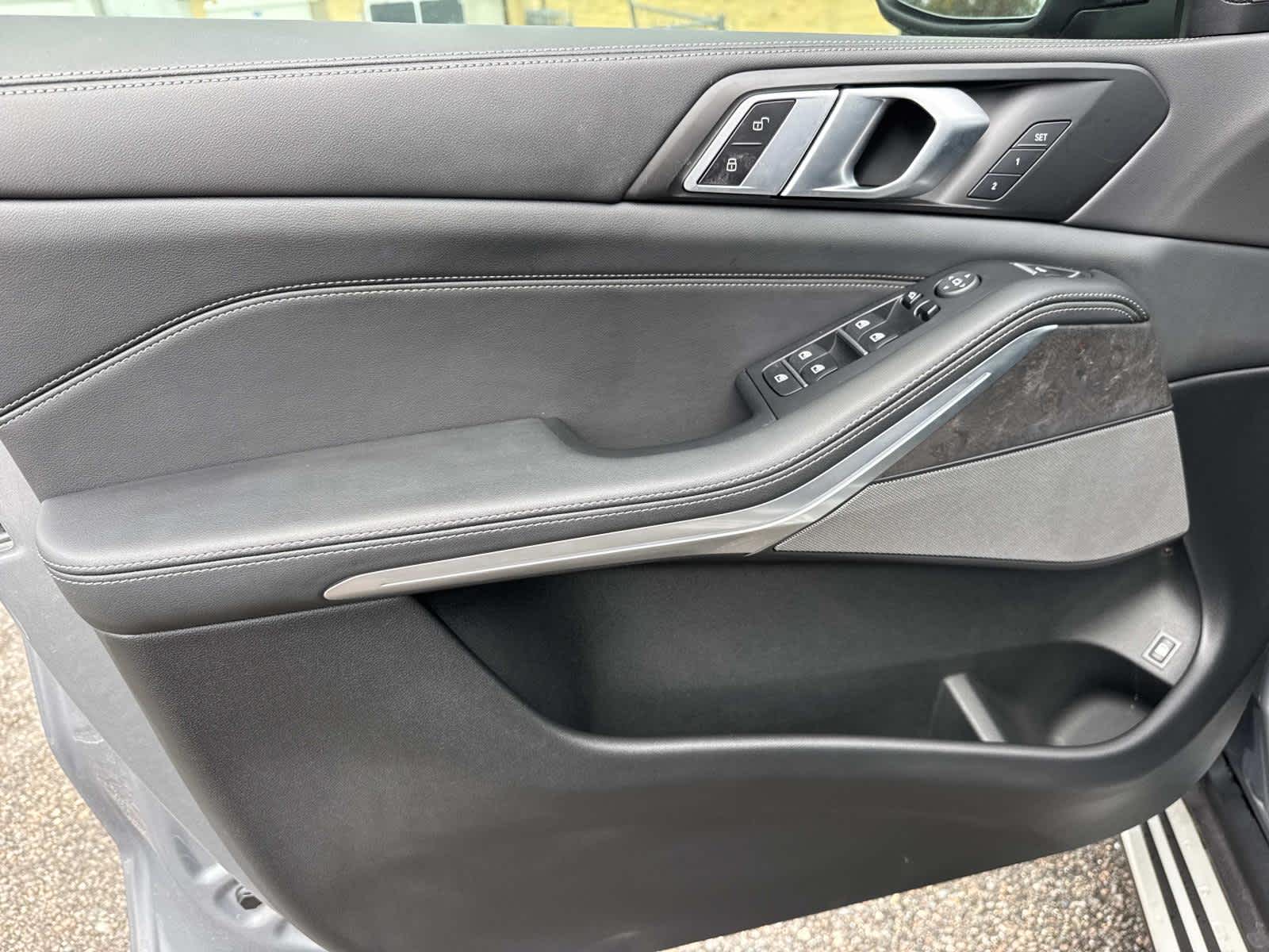 2025 BMW X5 xDrive50e xDrive50e