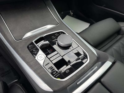 2025 BMW X5 xDrive50e xDrive50e