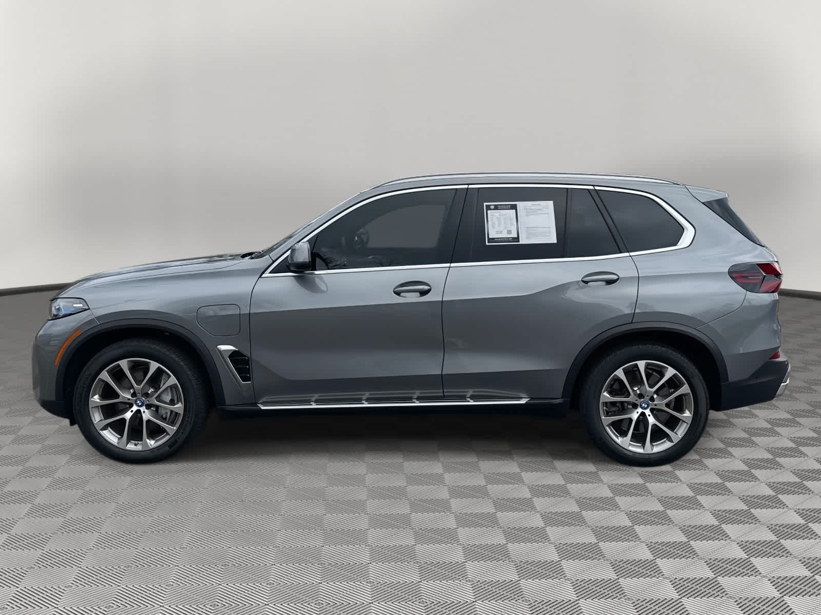 2025 BMW X5 xDrive50e xDrive50e