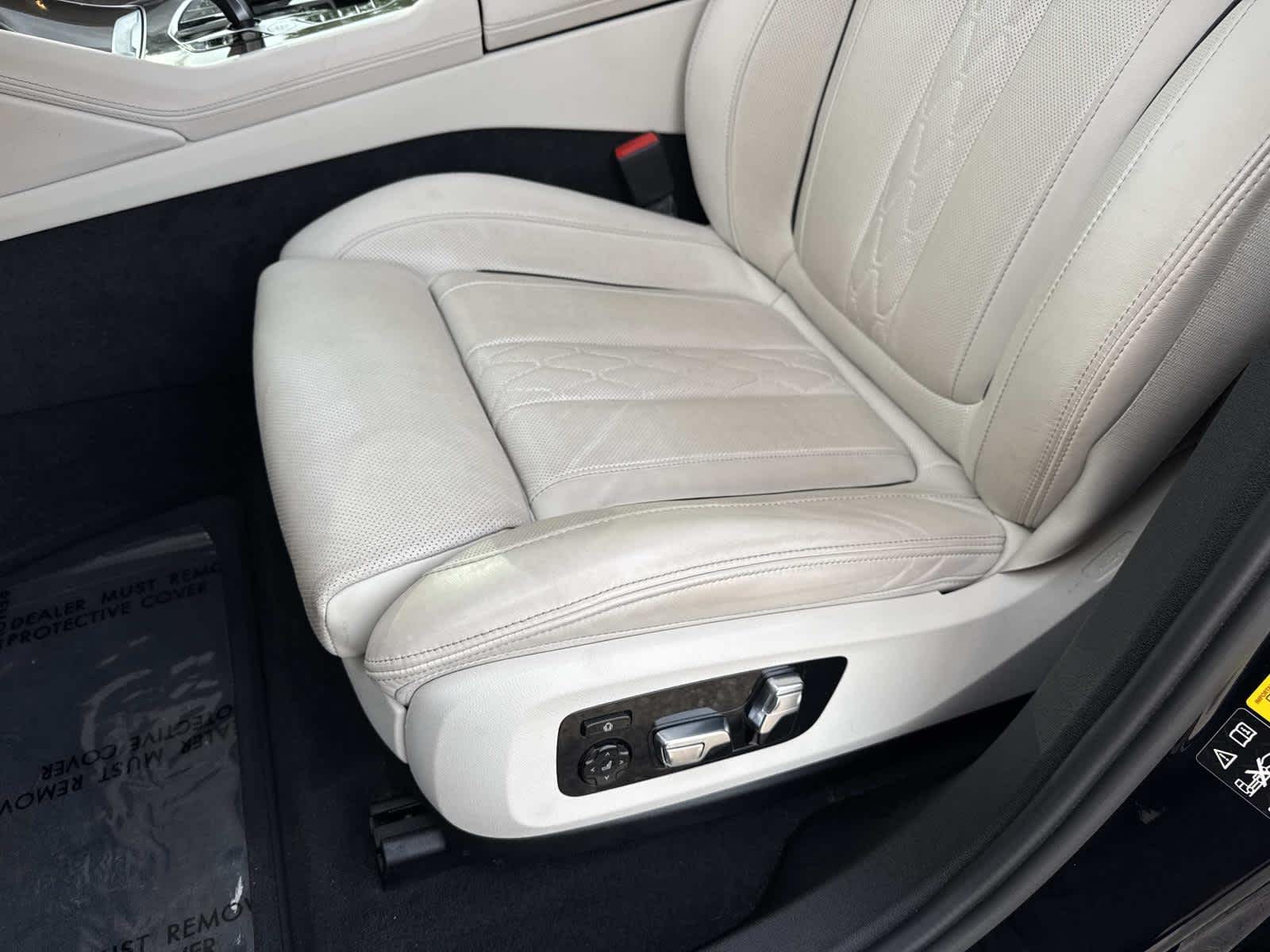 2023 BMW X6 xDrive40i xDrive40i