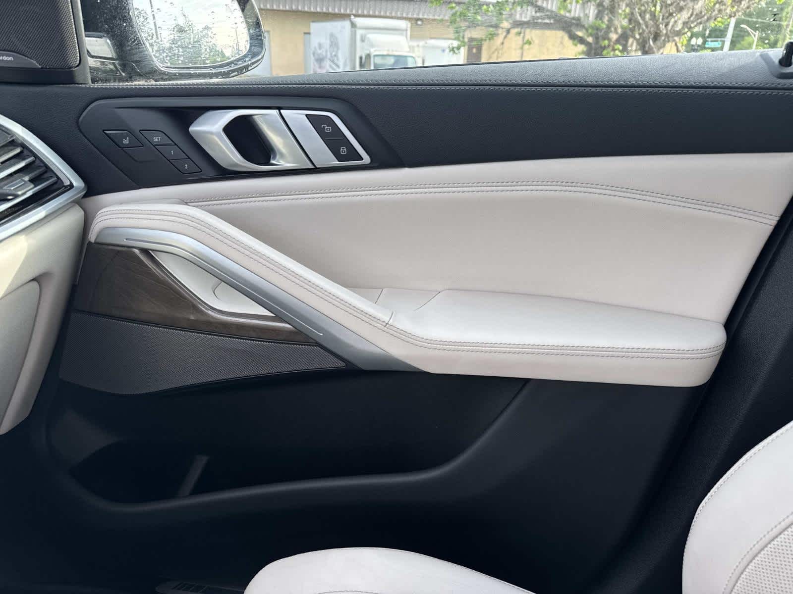 2023 BMW X6 xDrive40i xDrive40i