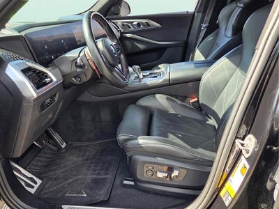 2023 BMW XM Base