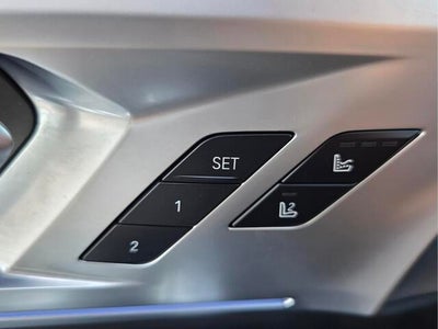 2023 BMW XM Base