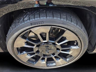 2023 BMW XM Base