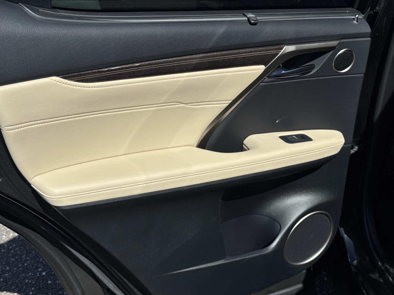 2022 Lexus RX 350L Luxury