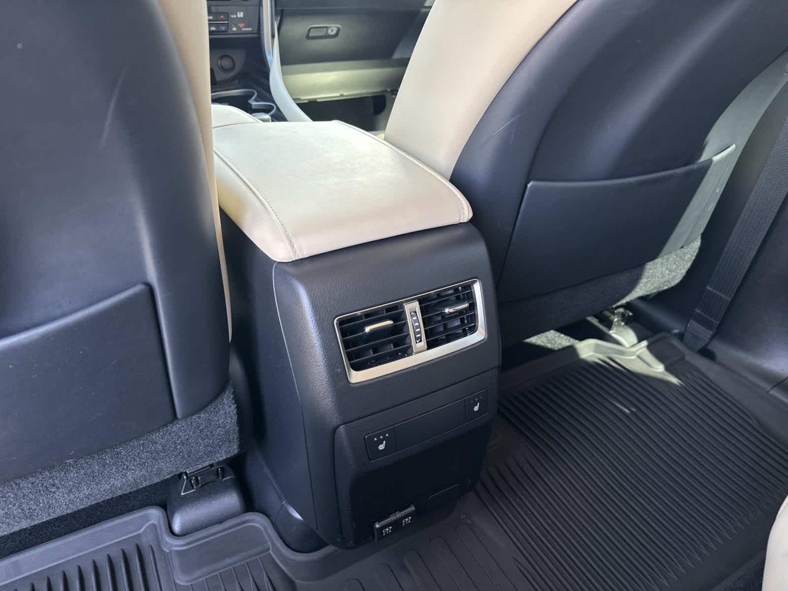 2022 Lexus RX 350L Luxury