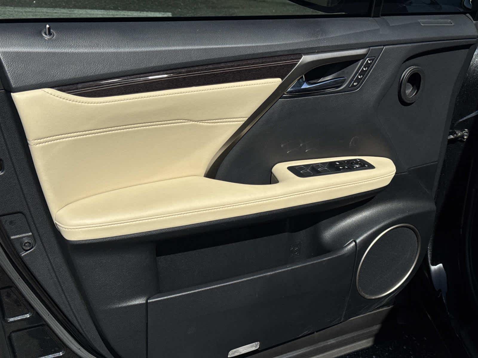 2022 Lexus RX 350L Luxury