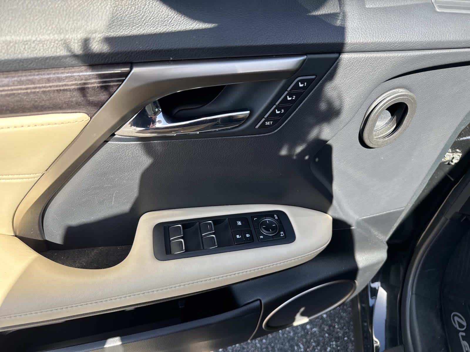 2022 Lexus RX 350L Luxury