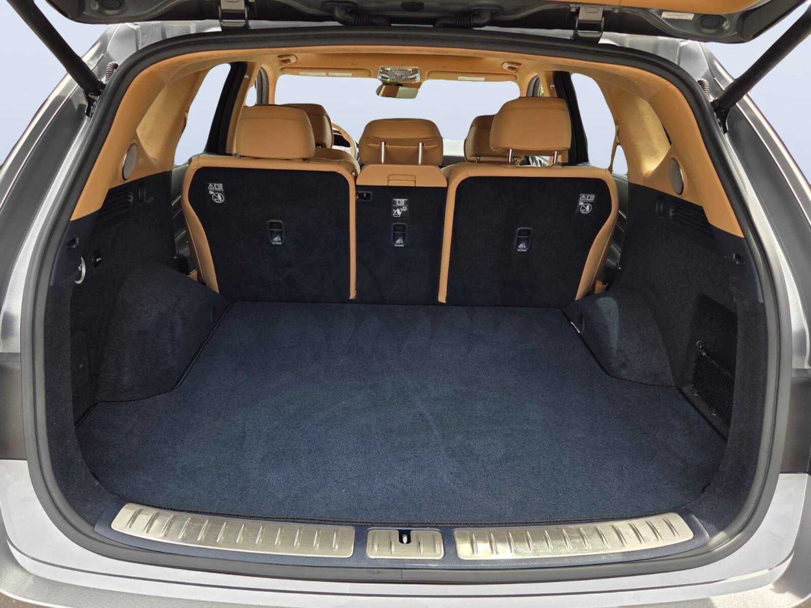 2024 Genesis GV80 Base