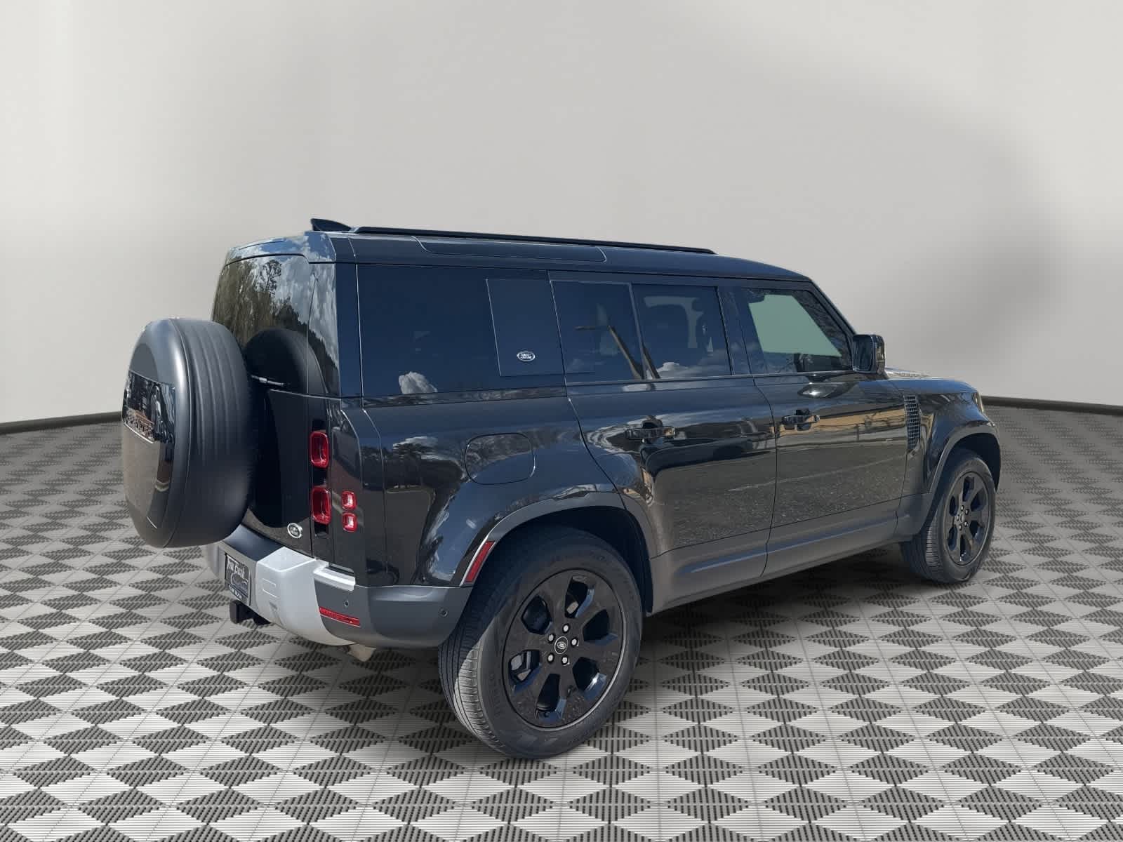 2020 Land Rover Defender SE