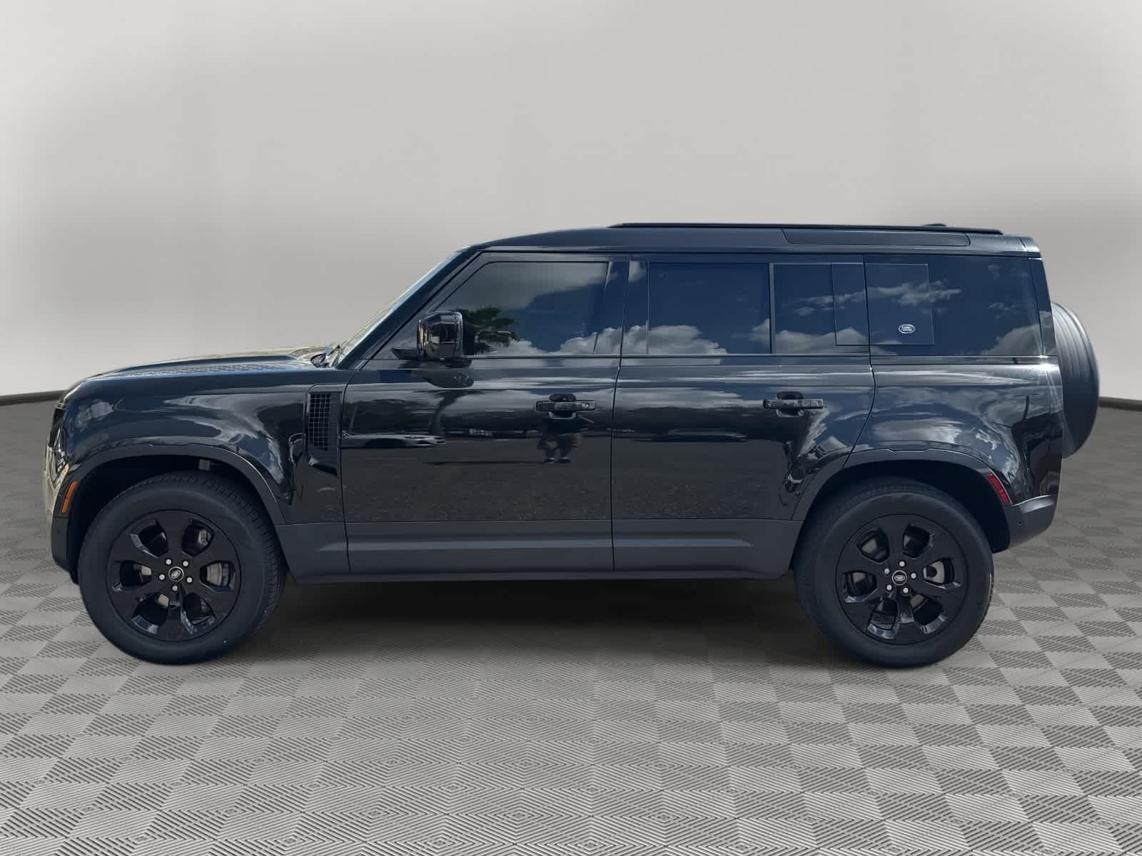2020 Land Rover Defender SE