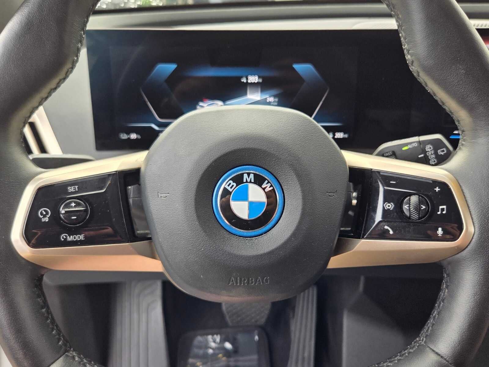2023 BMW iX xDrive50 xDrive50