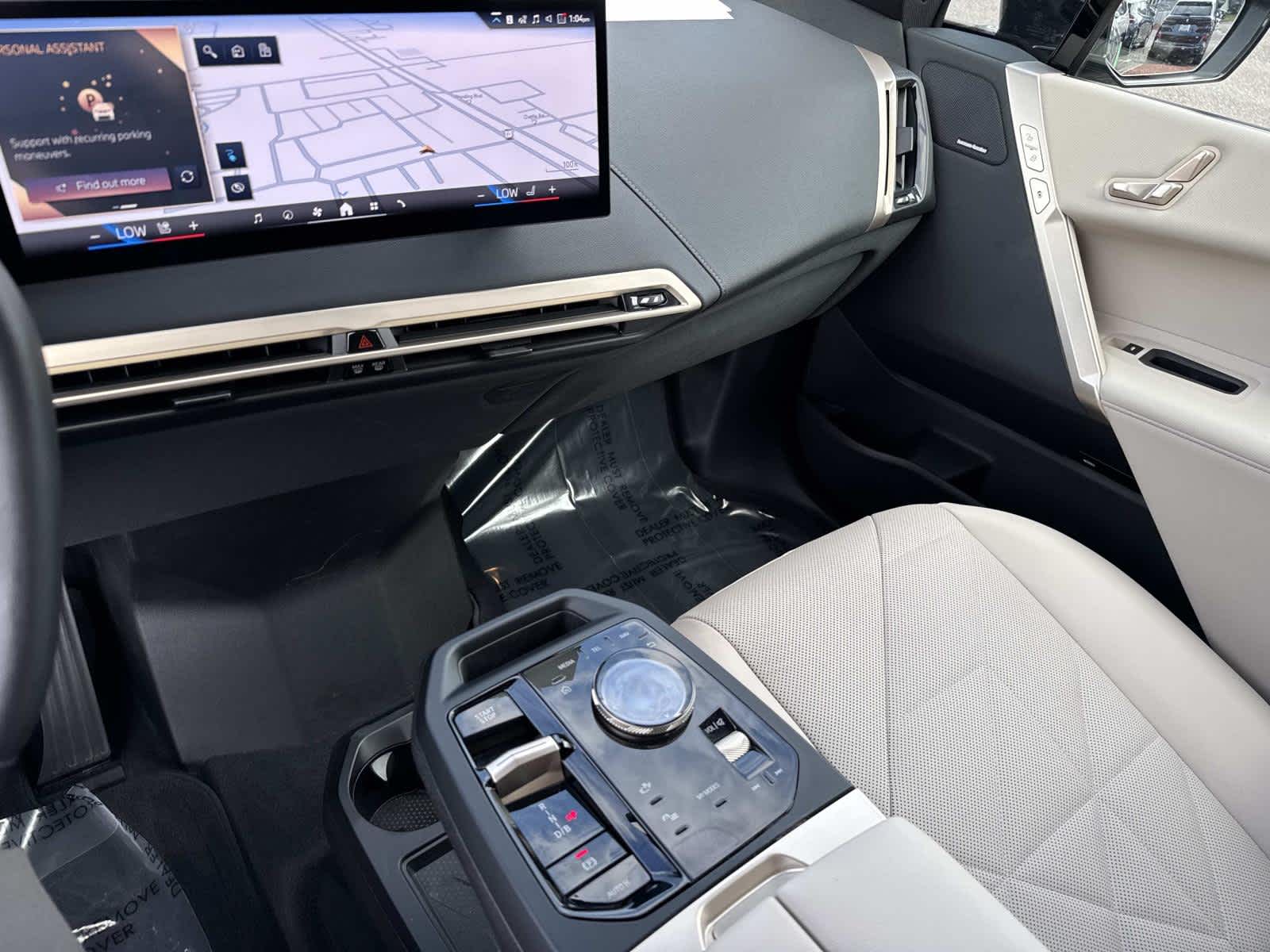 2025 BMW iX xDrive50