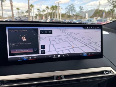 2025 BMW iX xDrive50