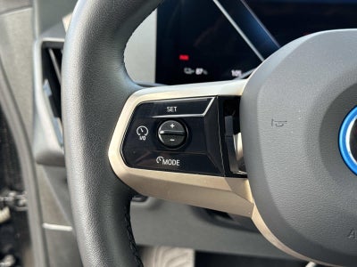 2025 BMW iX xDrive50