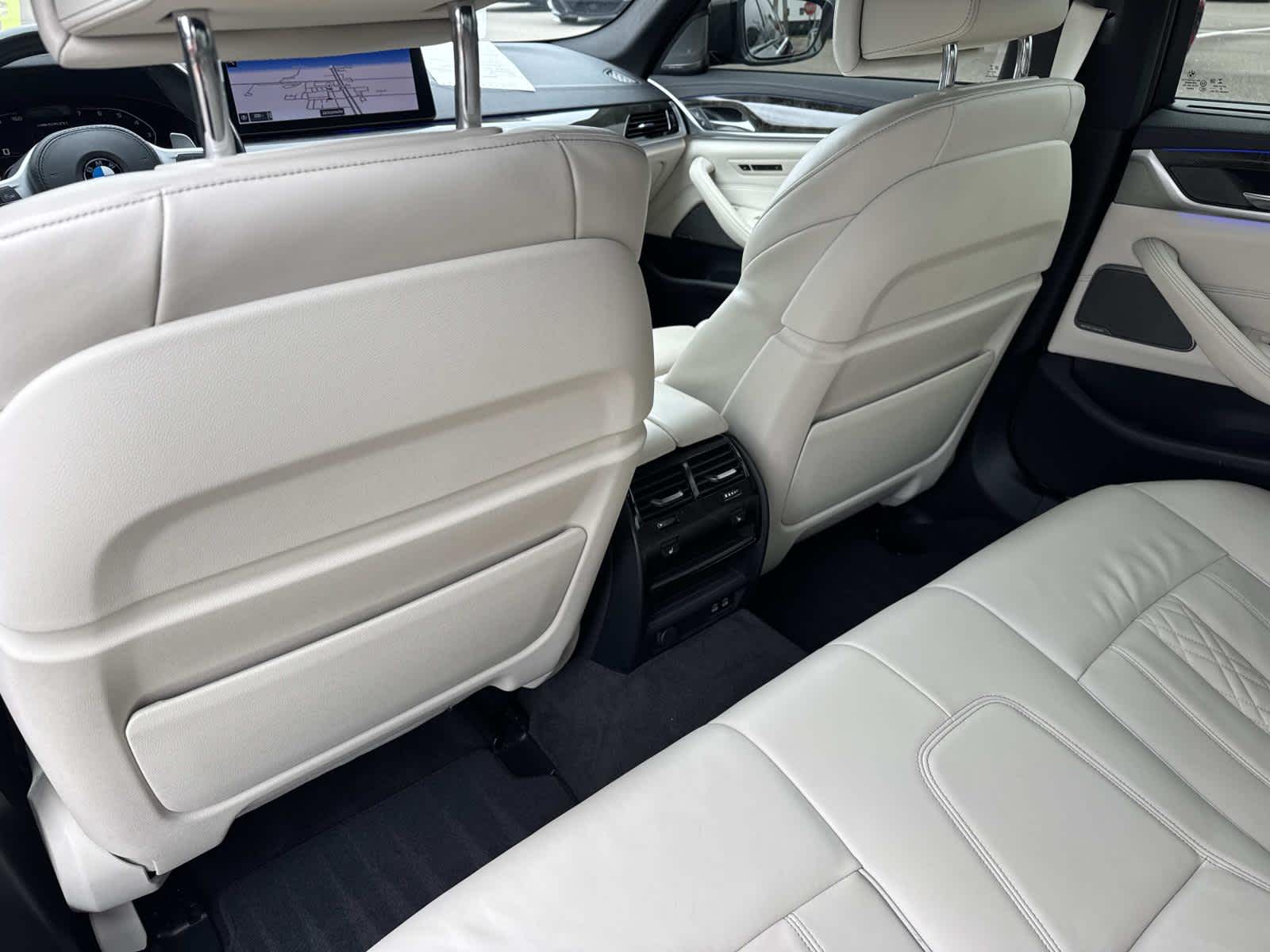 2021 BMW 5 Series M550i xDrive