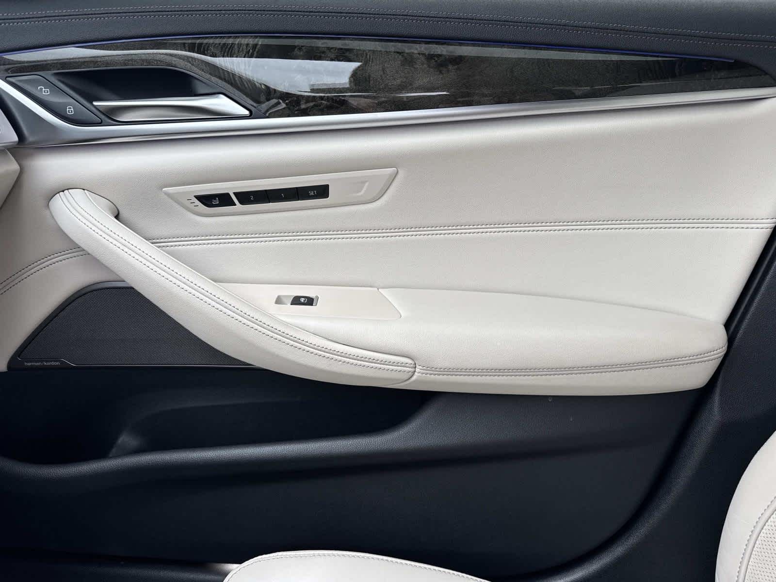 2021 BMW 5 Series M550i xDrive