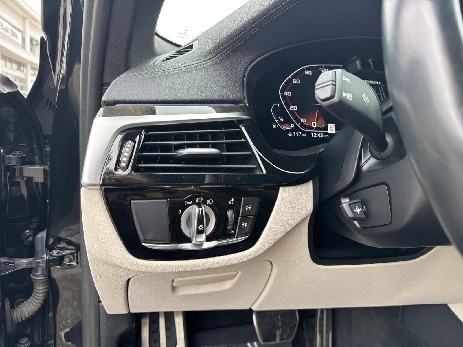 2021 BMW 5 Series M550i xDrive