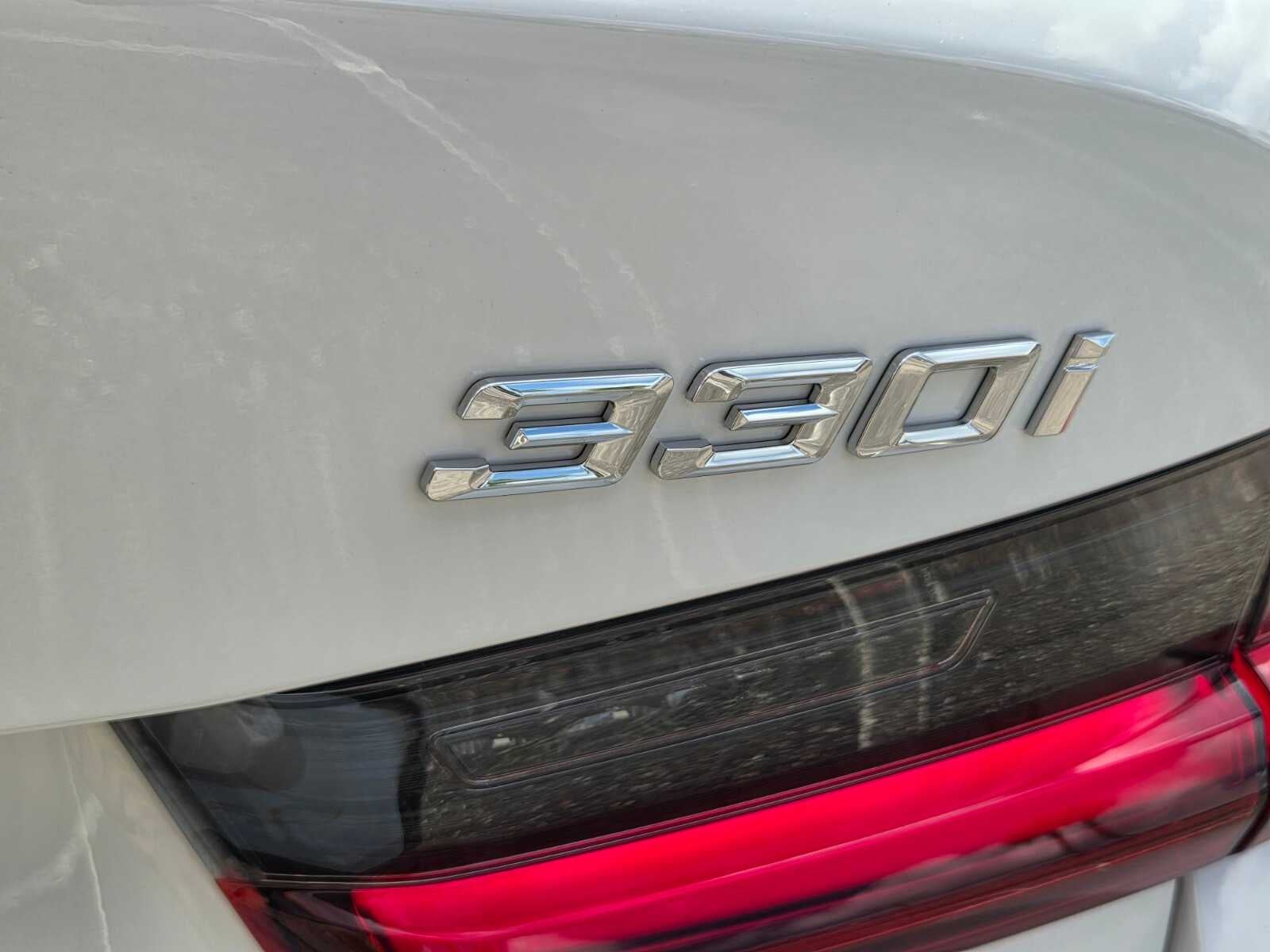 2026 BMW 330i 330i