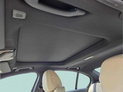 2026 BMW 330i 330i