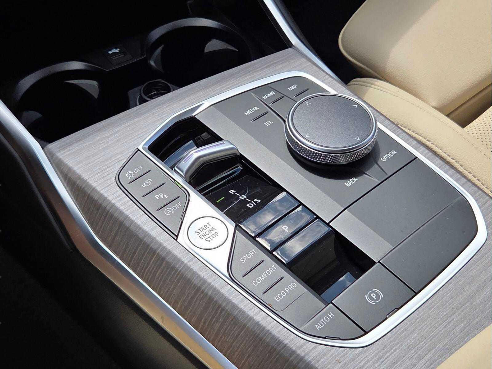 2026 BMW 330i 330i