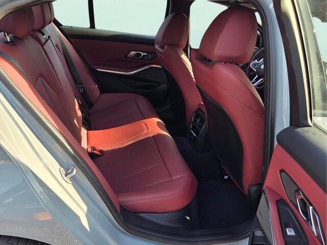 2026 BMW 330i 330i