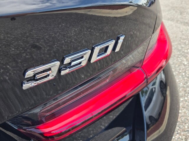 2026 BMW 330i 330i