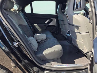 2026 BMW 740i 740i
