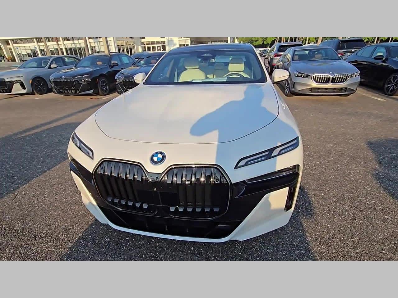 2025 BMW 7 Series 750e xDrive