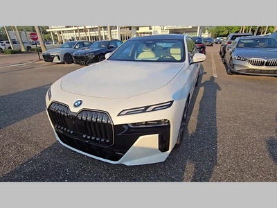 2025 BMW 7 Series 750e xDrive