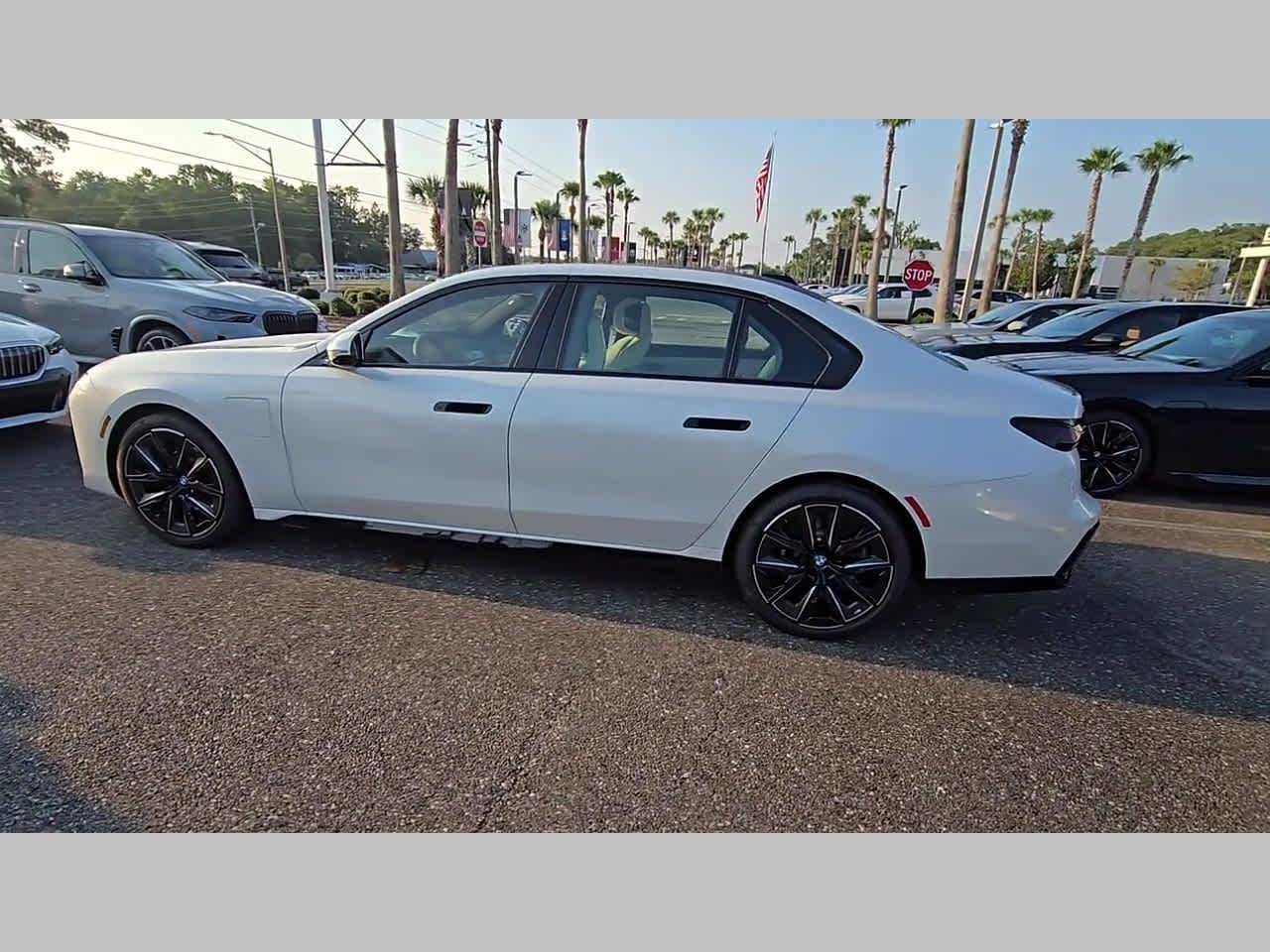 2025 BMW 7 Series 750e xDrive