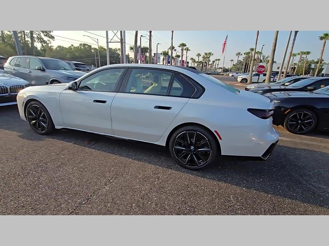 2025 BMW 7 Series 750e xDrive