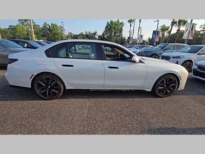 2025 BMW 7 Series 750e xDrive