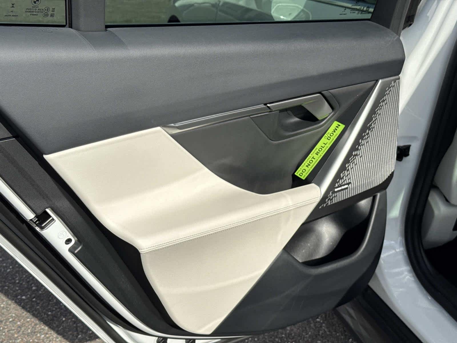 2025 BMW 5 Series 530i