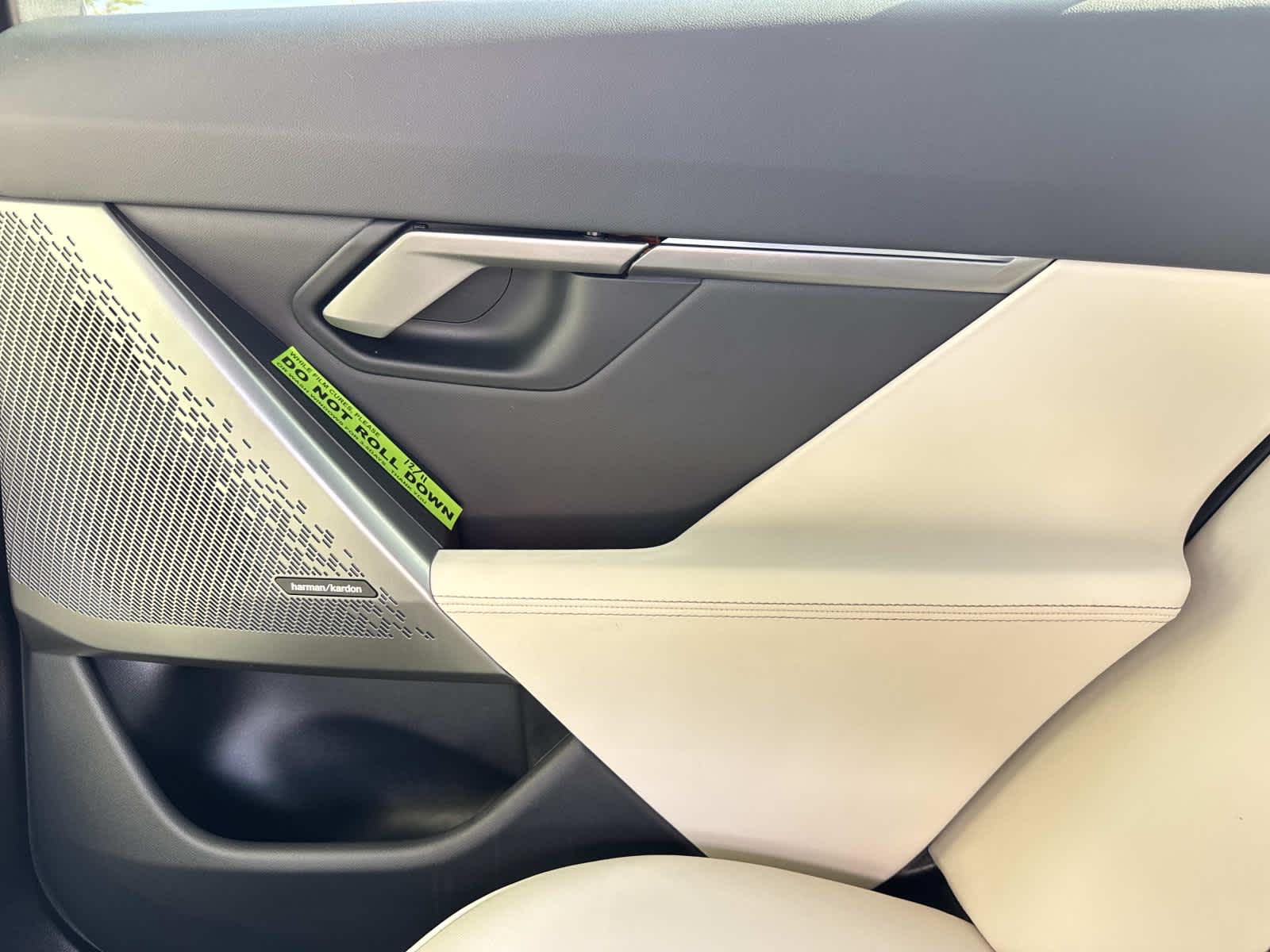 2025 BMW 5 Series 530i