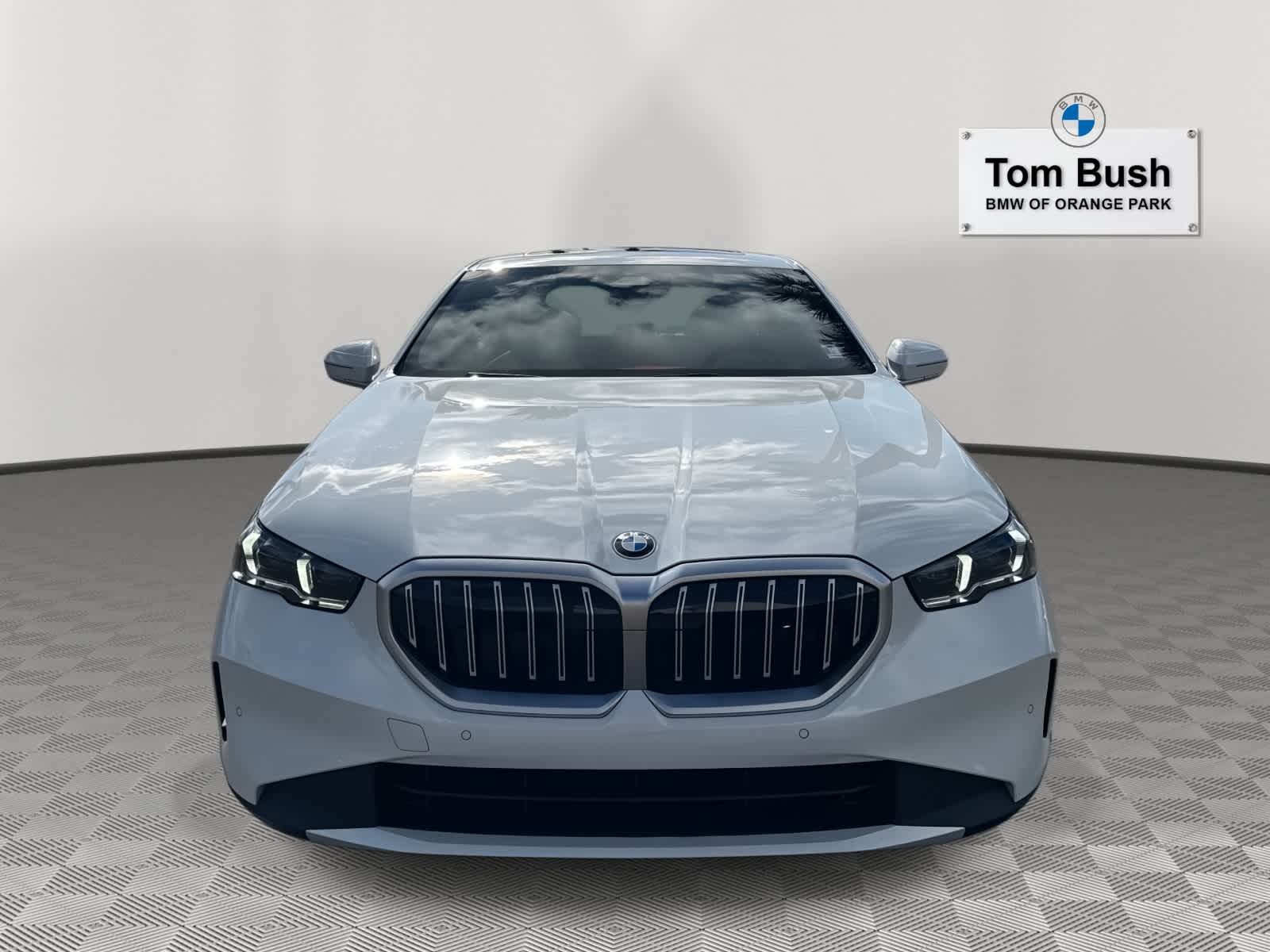 2025 BMW 5 Series 530i