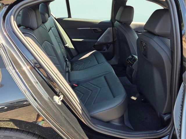 2027 BMW 530i 530i