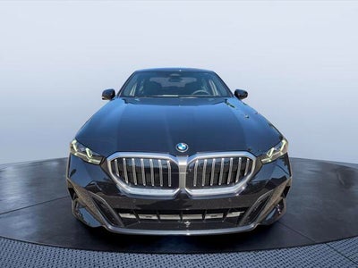 2027 BMW 530i 530i