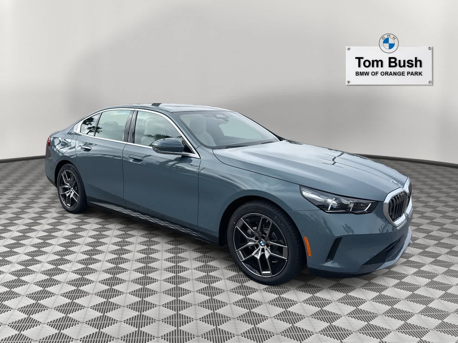 2026 BMW 5 Series 530i