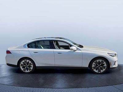 2027 BMW 530i 530i