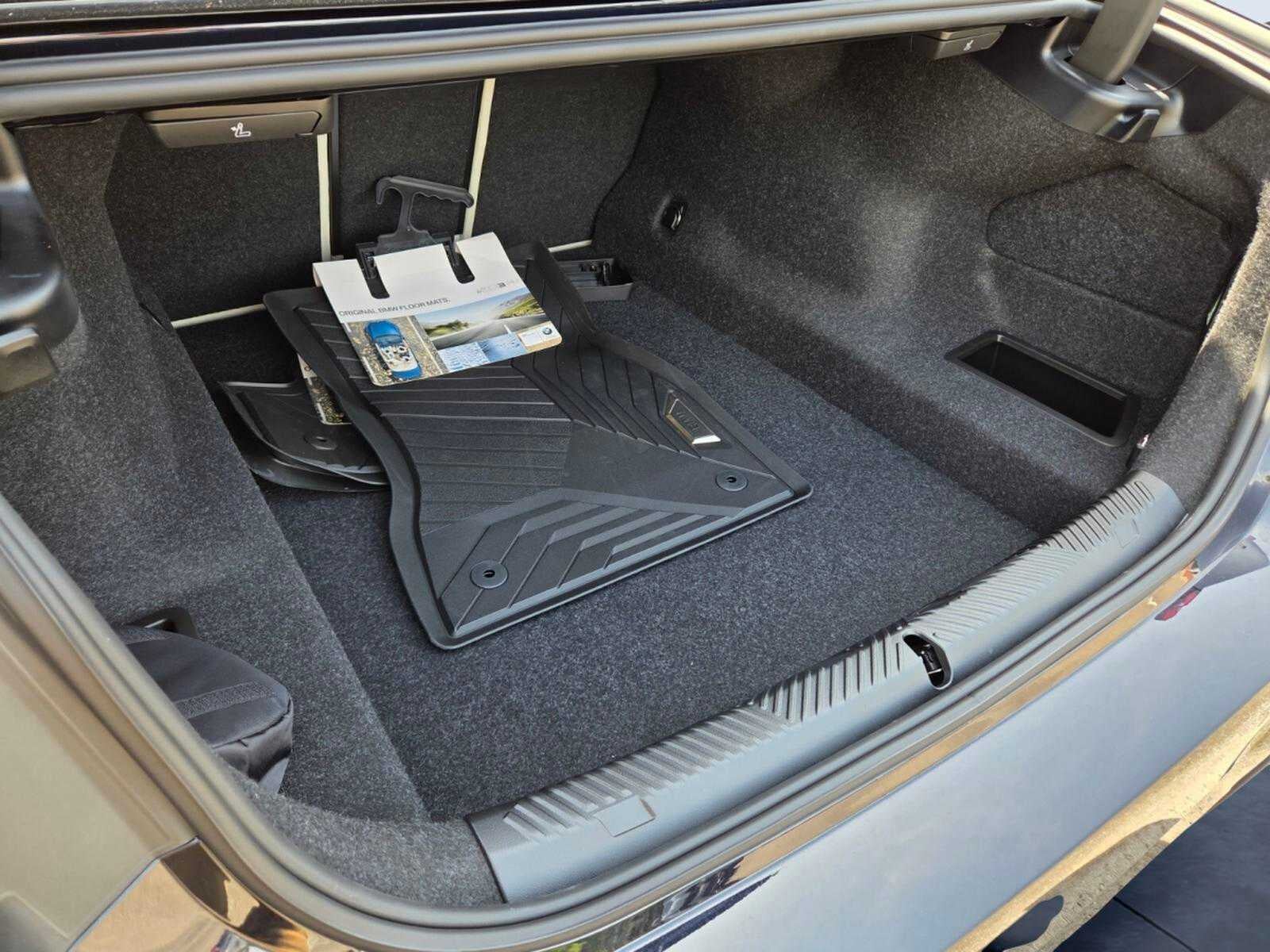 2027 BMW 530i 530i