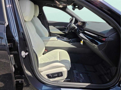 2027 BMW 530i 530i