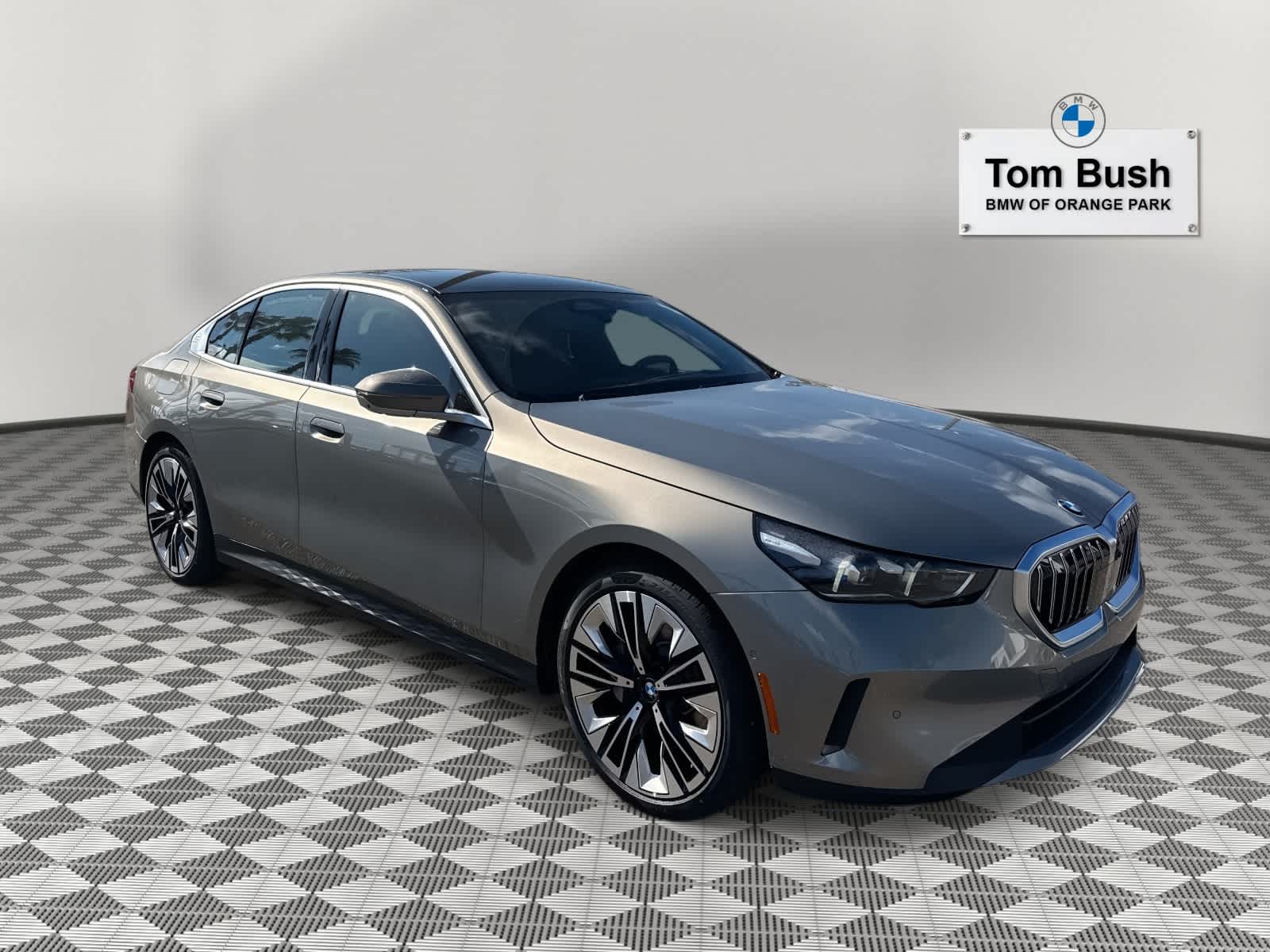 2026 BMW 5 Series 530i